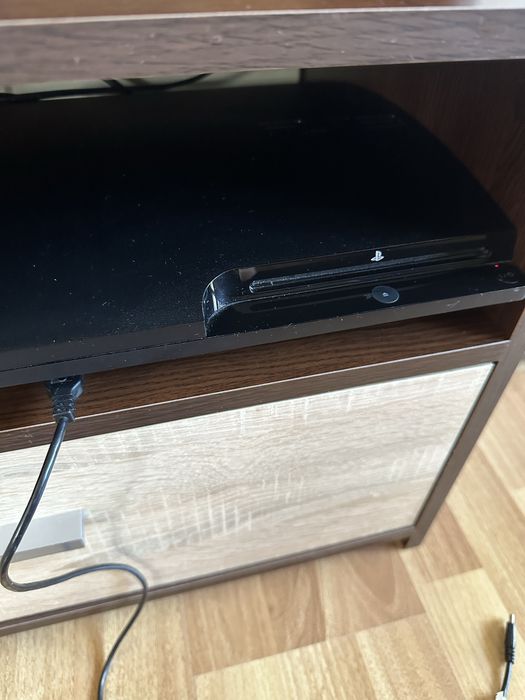 Playstation 3 с включени 161 игри