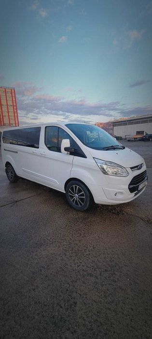 Ford Tourneo Custom 2017