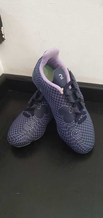 Vând ghete fotbal de copii