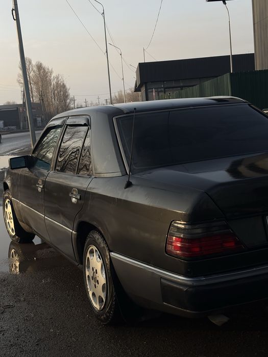 Mersedes benz w124