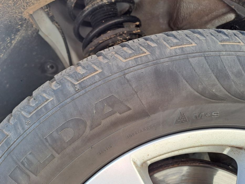 Vând jante  aliaj 5x112 r16 cu anvelope 215x65 r16