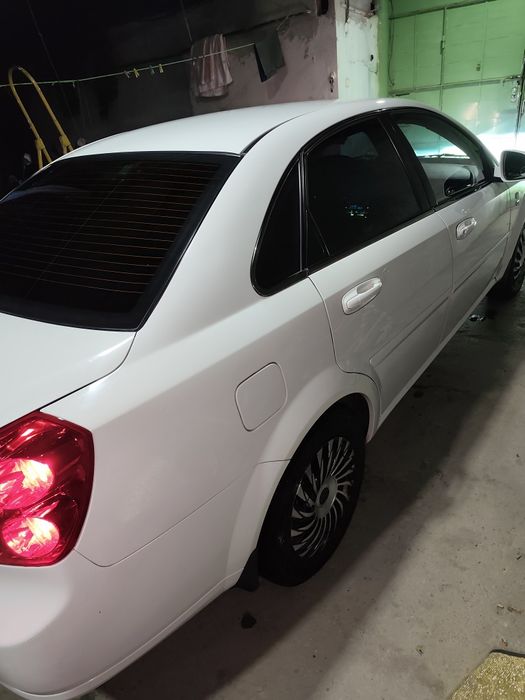 Продаётся автомобиль Джентра состояние хорошее.