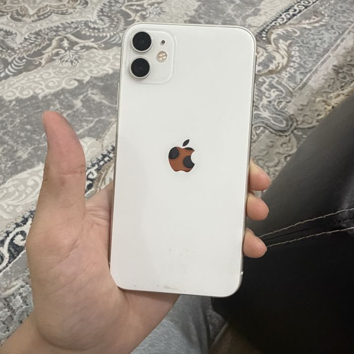 Iphone 11 128гб.