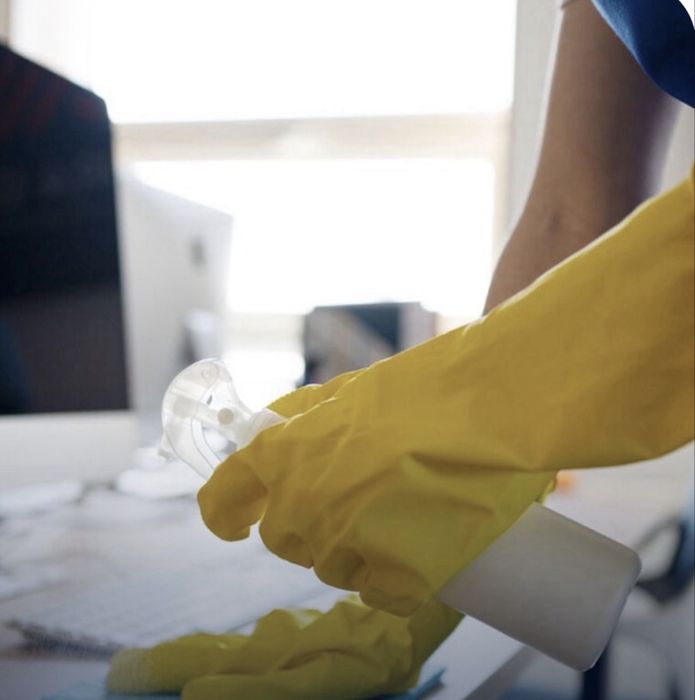 Curatenie generala sau de intretinere plata la ora