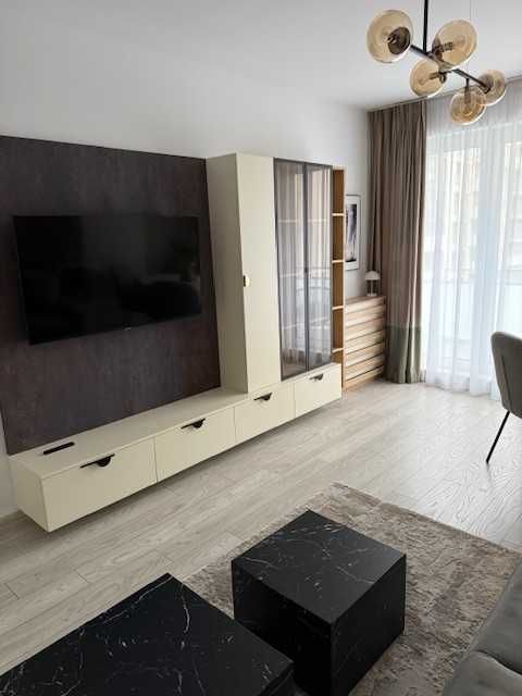 2 camere, Maurer Residence