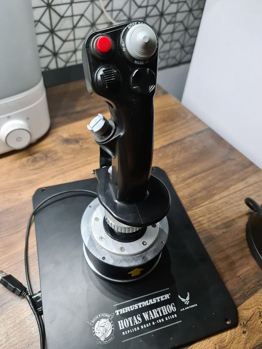 Joystick Thrustmaster - HOTAS WARTHOG FLIGHT STICK