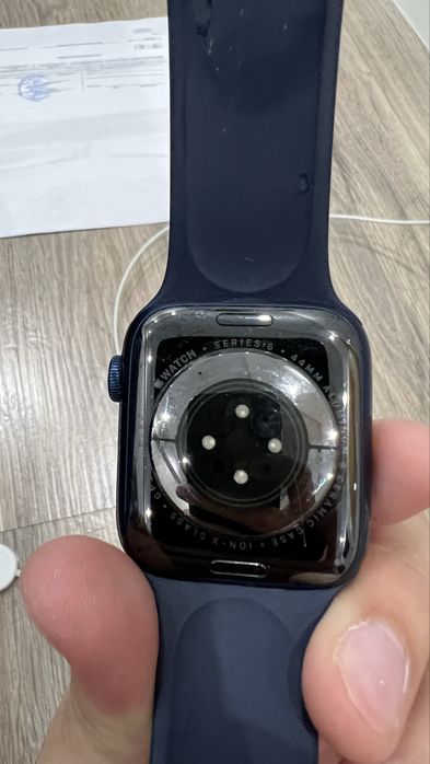 Продам apple watch 6 series 44mm