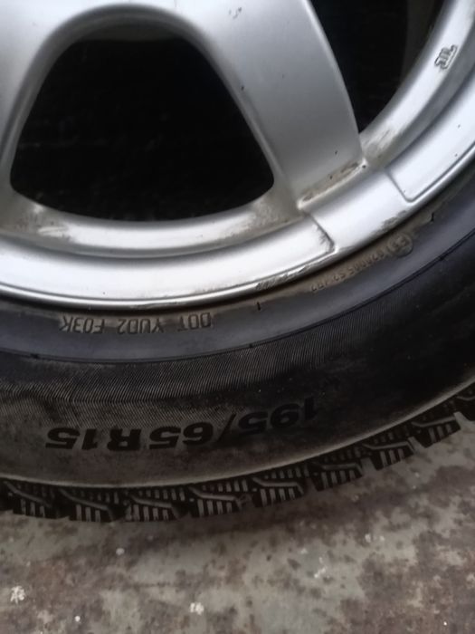 Продам комплект колес.