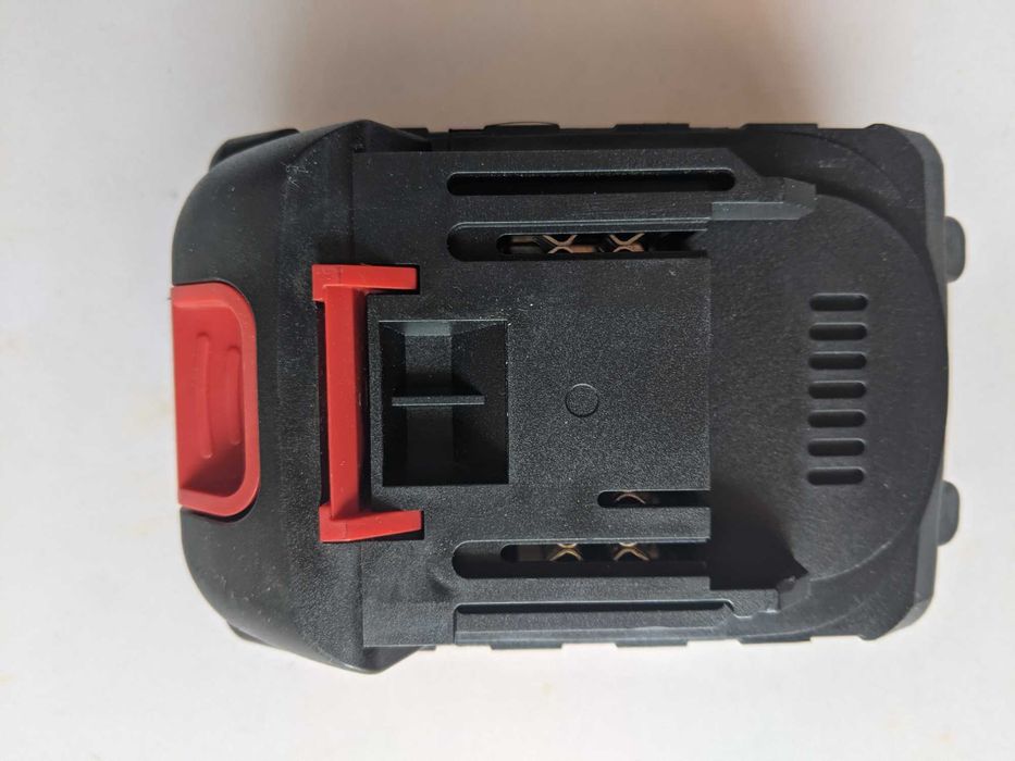 Baterie,acumulator Gisam 4-5 Ah similar Makita