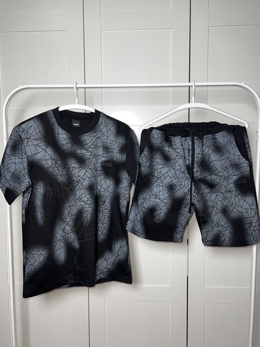 Мъжки комплекти BOSS S-2XL Тениска и Панталони BOSS