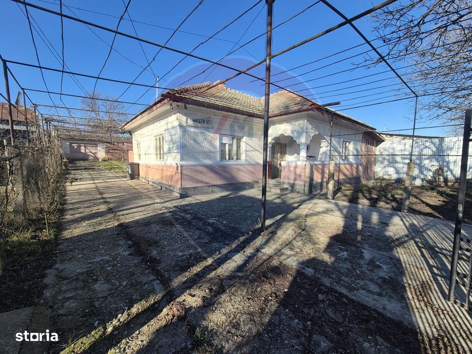 Casă de vânzare cu 4 camere si anexe in Horgești-Recea