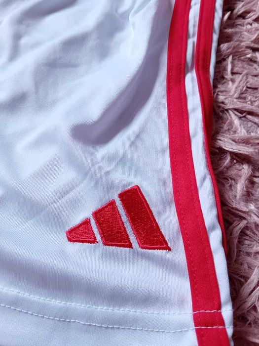 Оригинални къси панталони на Манчестър Юнайтед