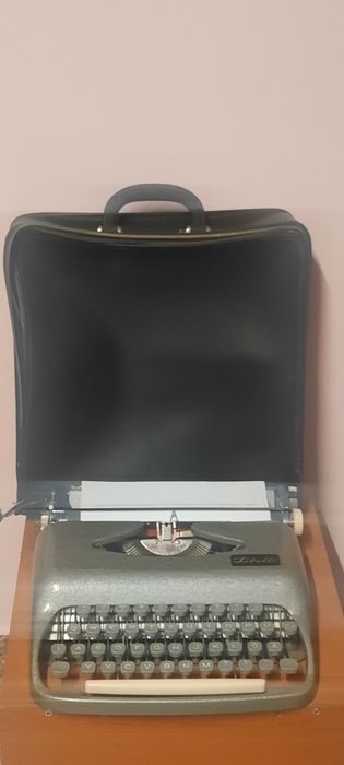 Mașină de scris Libelle 1960 impecabilă