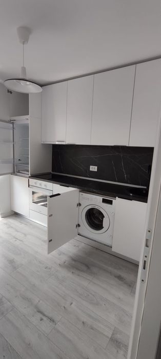 PF, închiriez Apartament 1 camera decomandat in completul Poitiers Towers.