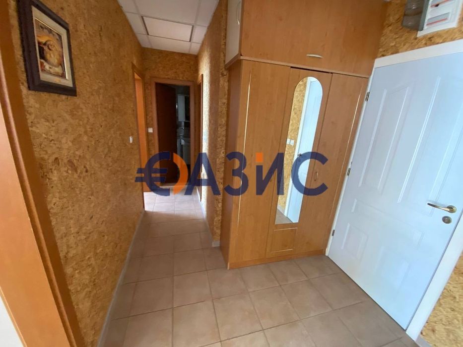 Тристаен апартамент с 2 спални с изглед към морето, в комплекс