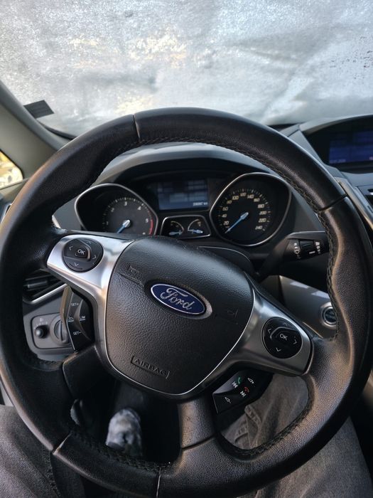 Ford grand Cmax 2012