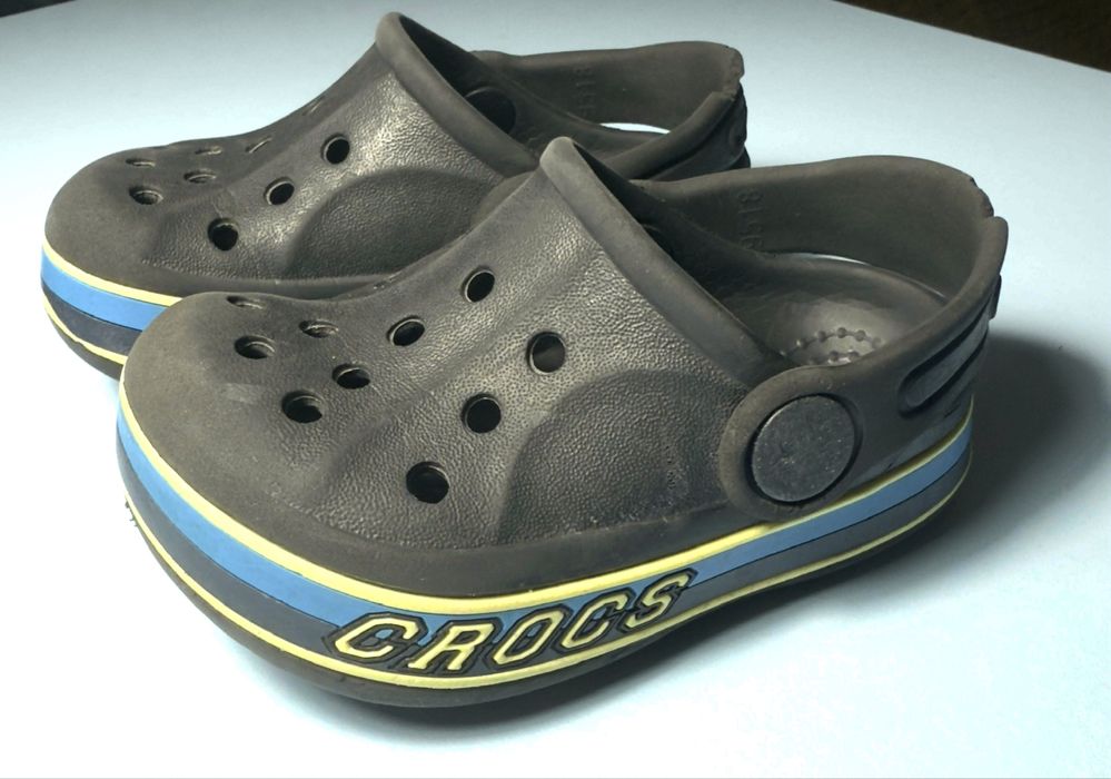 Crocs C-4 purtati