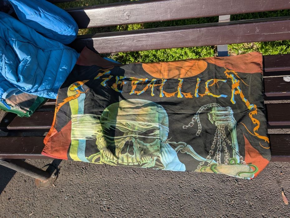 Tricou și banner Metallica