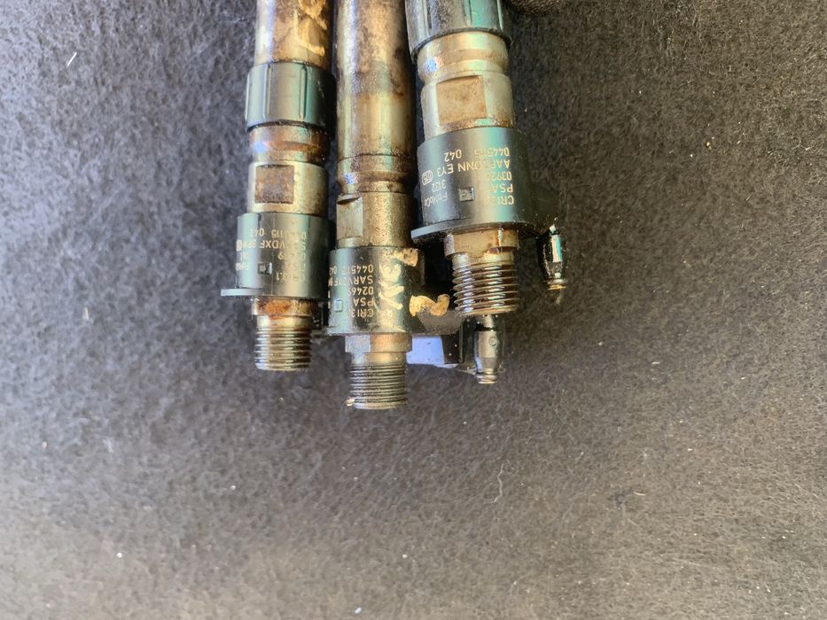 Injector Land Rover Freelander 2  2.2 TD4 160CP 2006-2014 0445115042