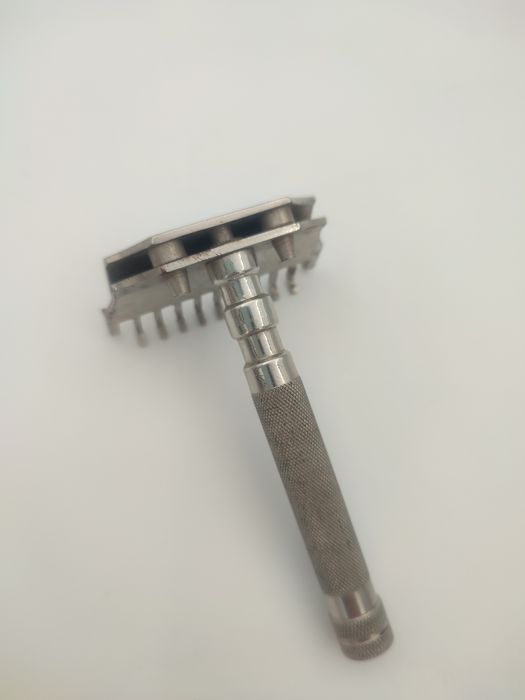 Винтидж самобръсначка Globe Trotter - Франция