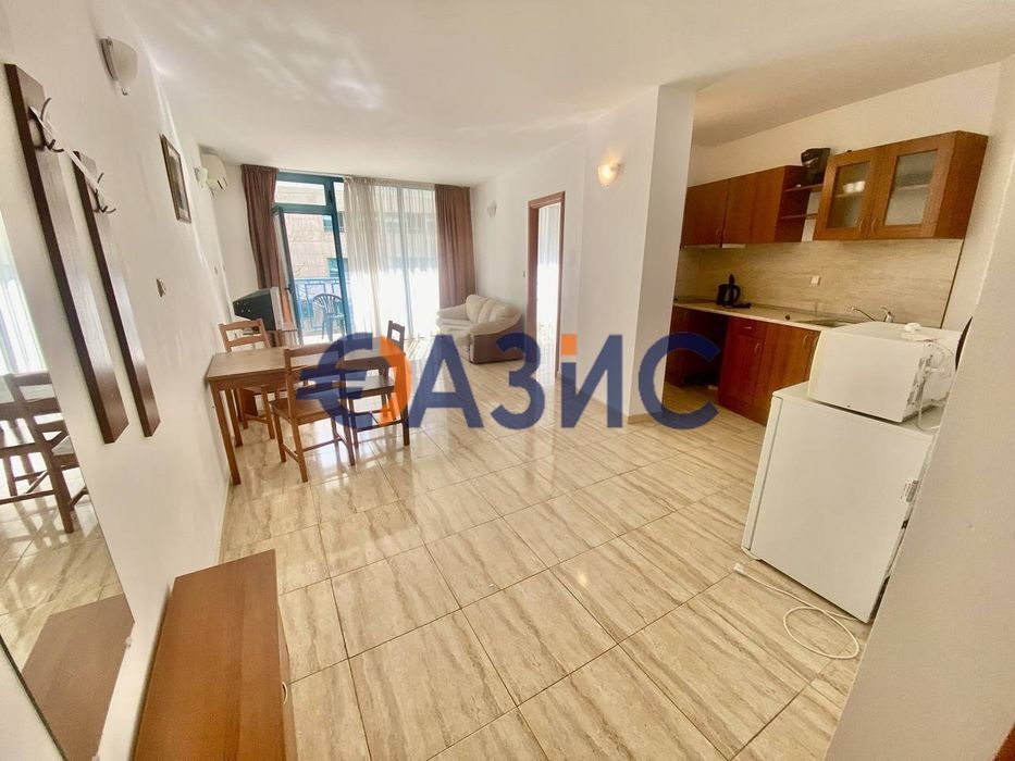 Продава се Двустаен апартамент в к.к. Слънчев бряг - 70 кв.м за 1286 €/кв.м - Снимка #13