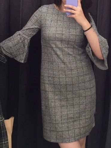 Продается женское платье