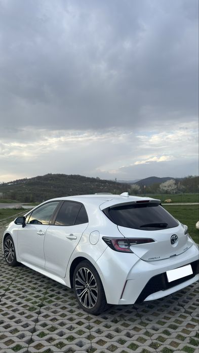 TOYOTA Corolla 2022 — imagine 2