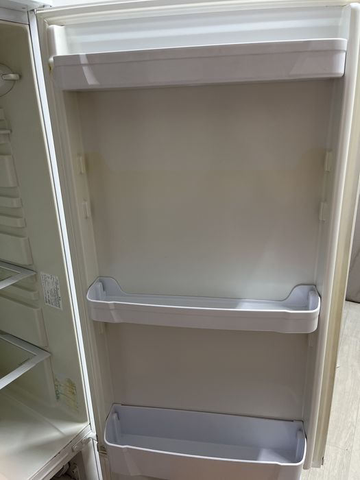 Холодильник INDESIT