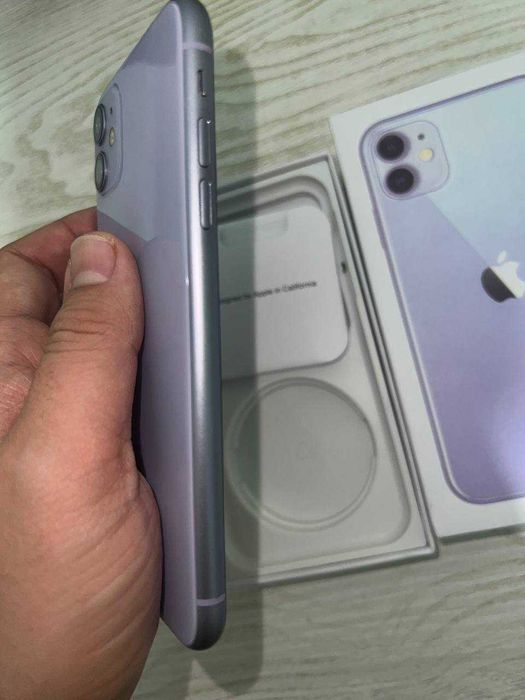 iPhone 11 128GB 90% purple