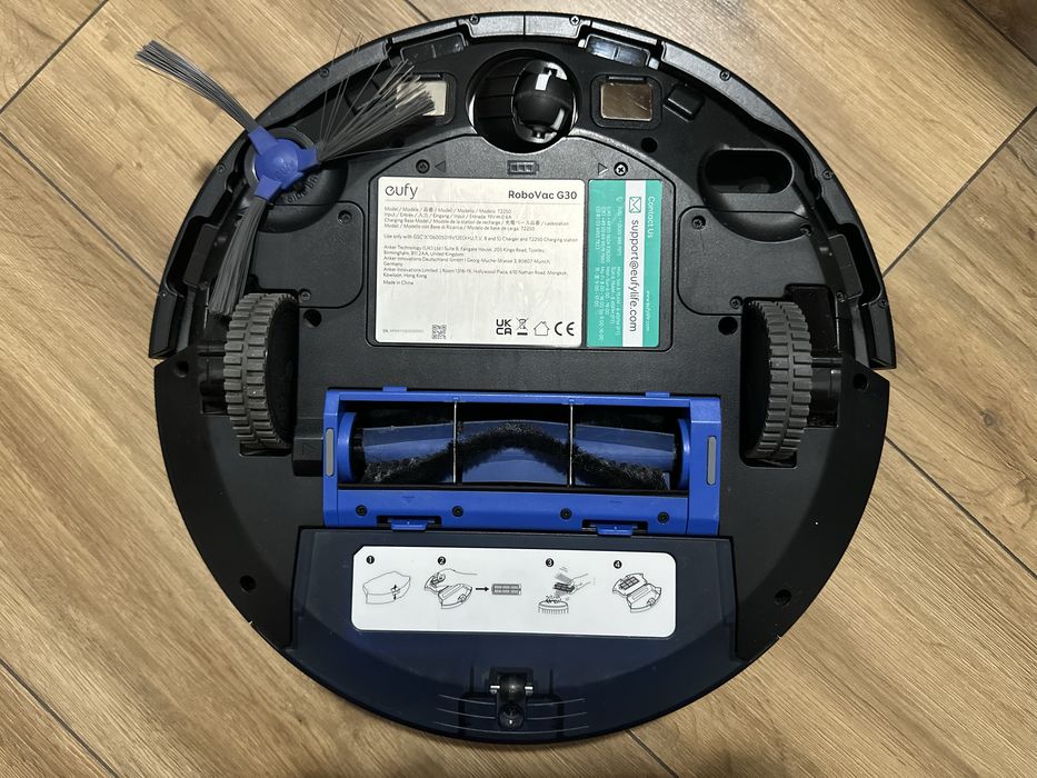 Aspirator robot Eufy RoboVac G30 – WiFi, funcționează impecabil
