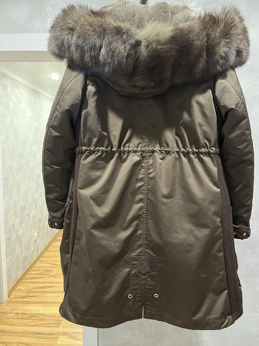 Продам парку зимнюю