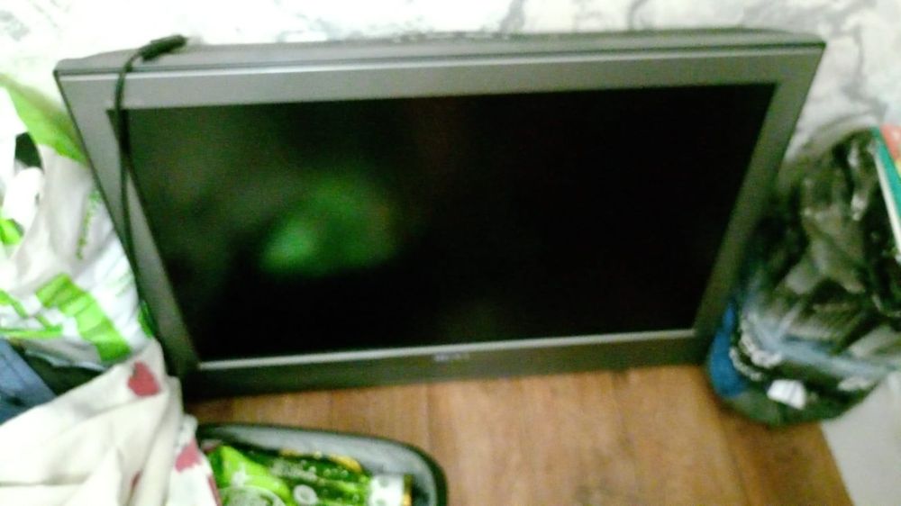 Телевизор рабочий без пульта