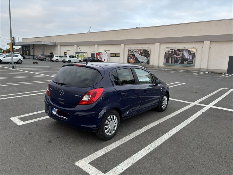Opel corsa 1.2 benzina