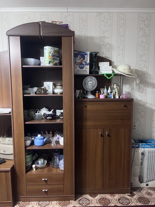 продается шкаф стенка