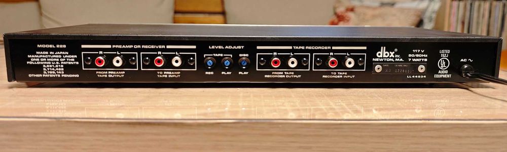 DBX 228 Dynamic Range Expander/Tape Noise Reduction System
