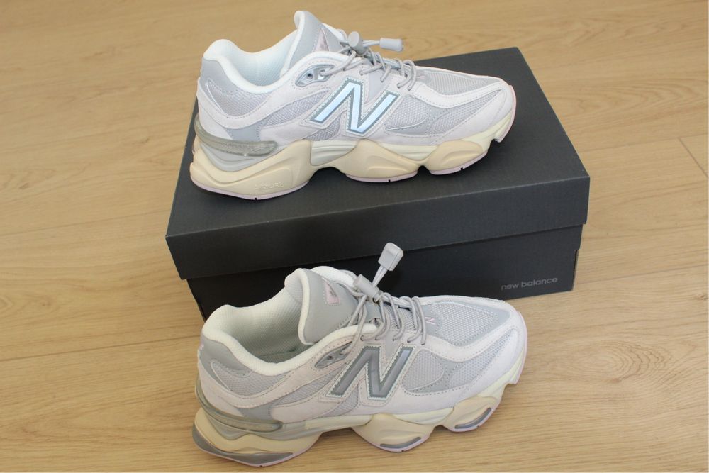 New Balance 9060