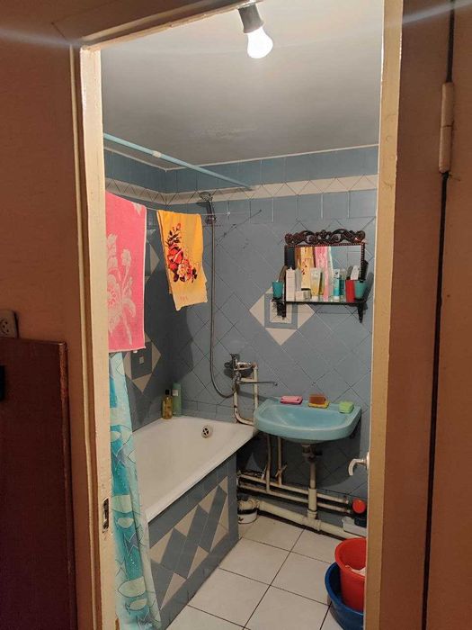 Сергели 3 да, квартира 4 хона сотилади