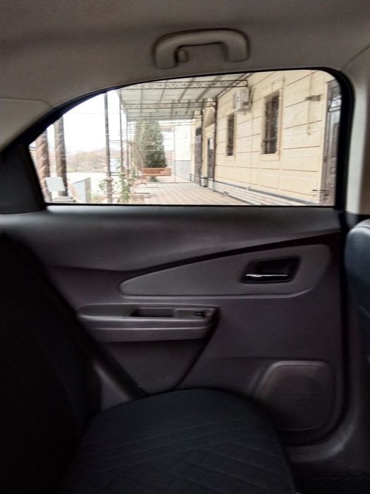 Chevrolet Cobalt Dark Moon sotiladi