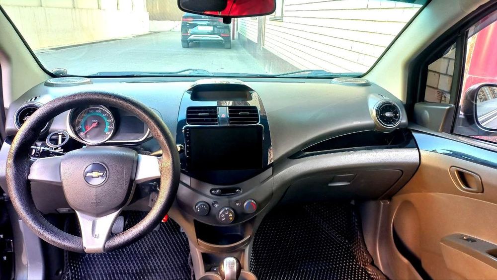 Аренда  выкуп спарк 2 позиции год 2020 пробег 86тыс