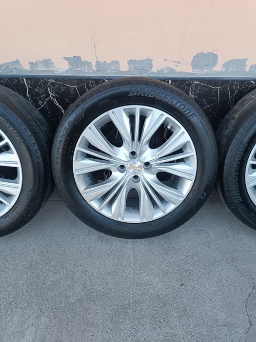 Kobalt Diska Balon 215 55 R17 Holati Yaxshi