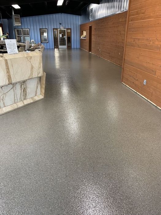 Эпоксидный наливной пол (portakal) текстрный