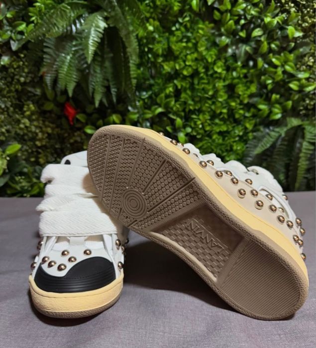 Adidasi lanvin curb