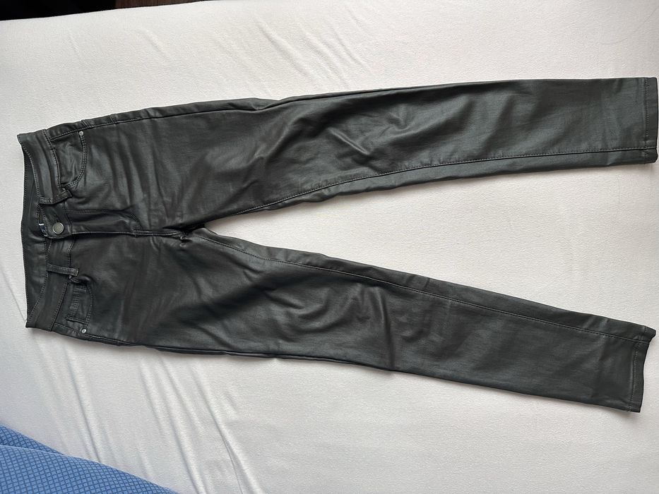 Дамски кожен панталон