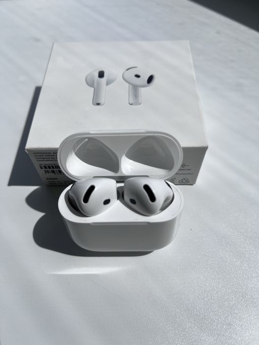 Apple airpods 4 оригинальные