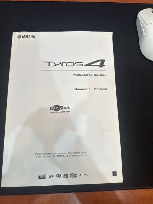 Yamaha Tyros 4 10th anniversary