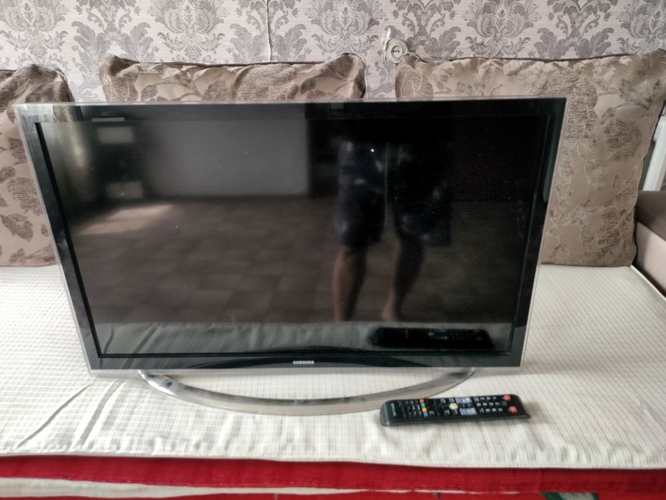 Продам Телевизор самсунг