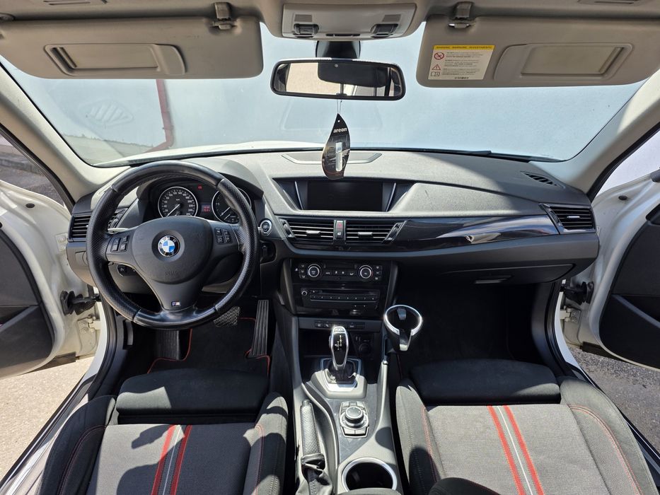 Vând bmw X1 Diesel Sdrive Cutie Automată 8+1 e84 LCI bixenon Adaptive Navi mare Proff. Harman&Kardon