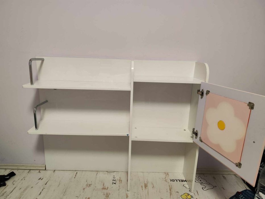 Ученическо бюро с надстройка