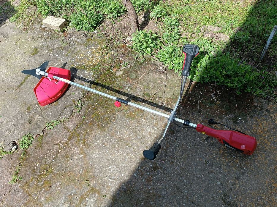 Електрическа коса Raider RD-EBC10 (1400W) с нож и корда – Като нова, с ГАРАНЦИЯ!