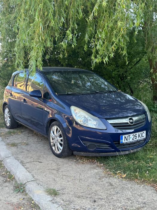Opel Corsa D, an 2009